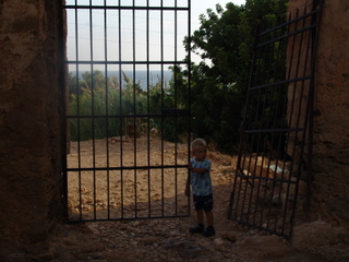 Ворота к морю в крепости Франгокастелло